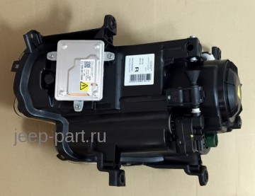 Фара Cherokee KL xenon правая 68206662AG